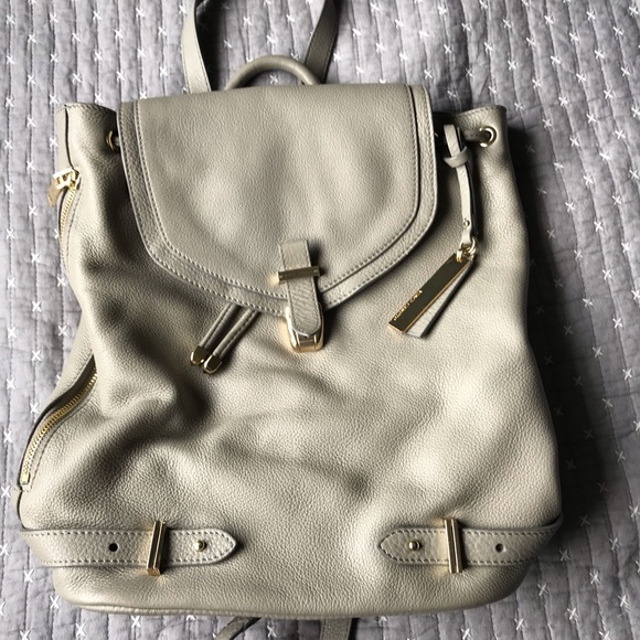 Leather backpack with gold accents - Picture 2 of 7